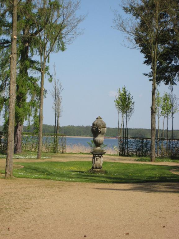 LoggiaHaus Schloß- und Seeblick Apartment Rheinsberg Exterior foto